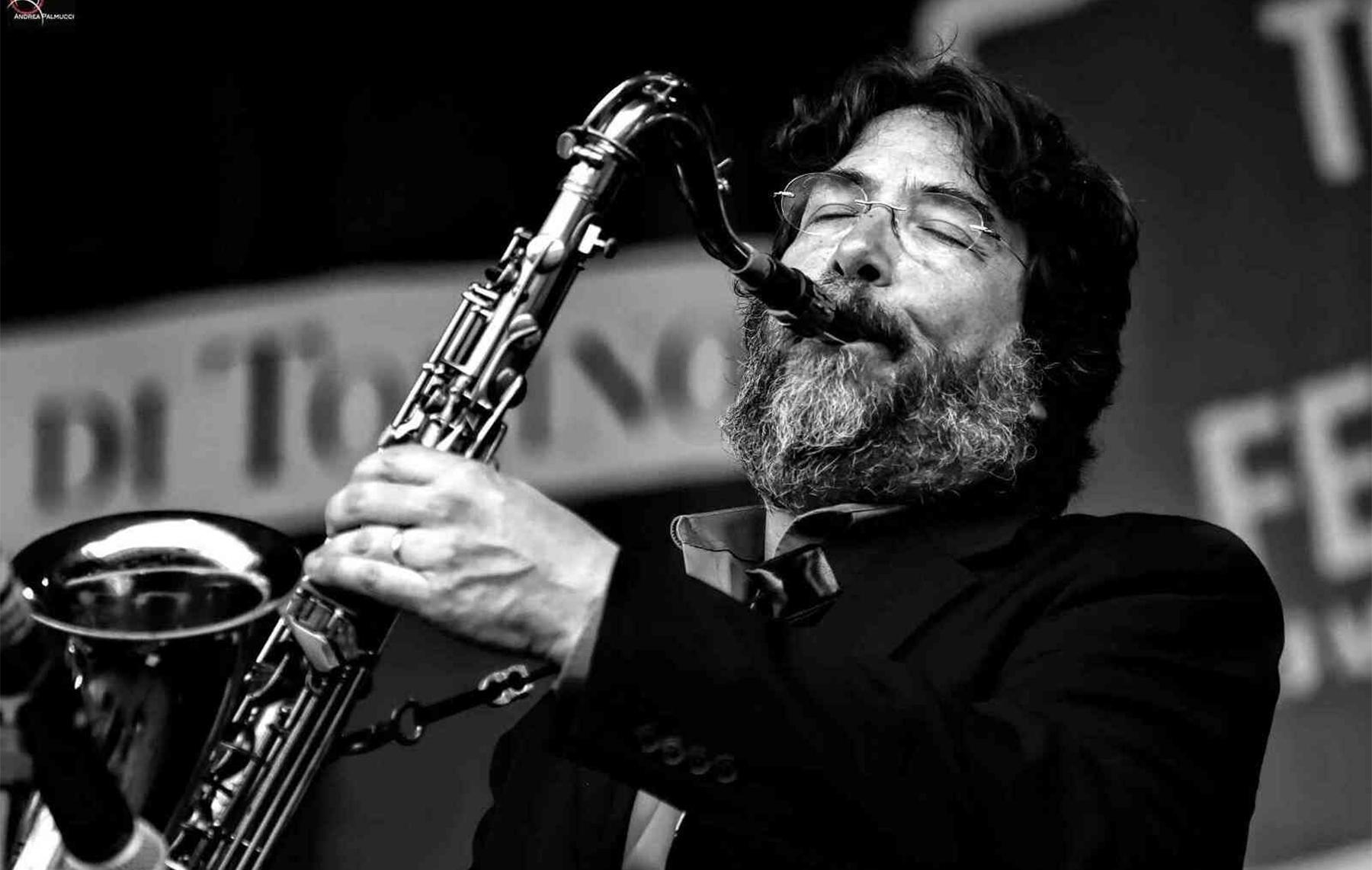 Классика джаза – Emanuele Cisi (саксофон, Италия) и резиденты EverJazz