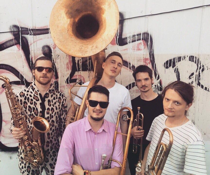 Фанк, хип-хоп. Nuggers Brass Band 