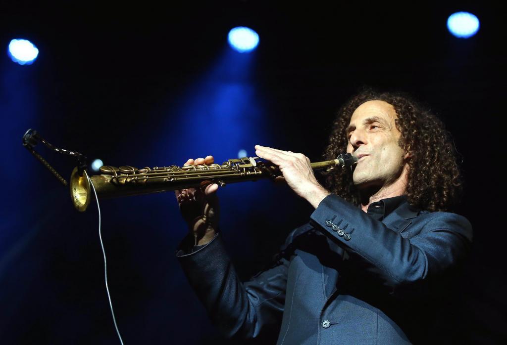 "The Classic Christmas Songs" - Посвящение Kenny G 