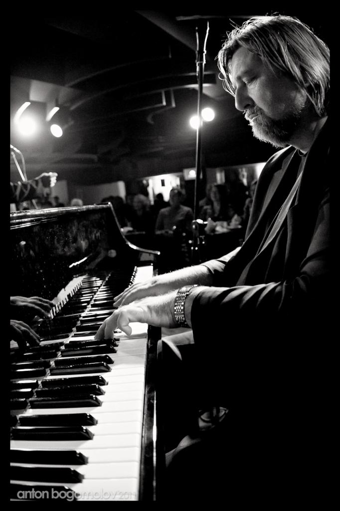 Валерий Гроховский (фортепиано, США)